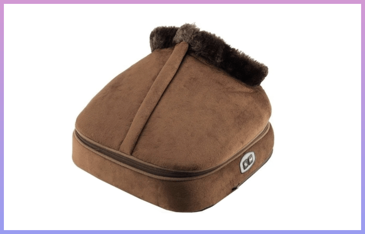 что подарить на новый год коллеге женщине